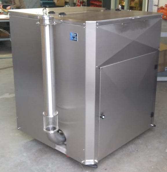 Pneumatic elevator with cyclone