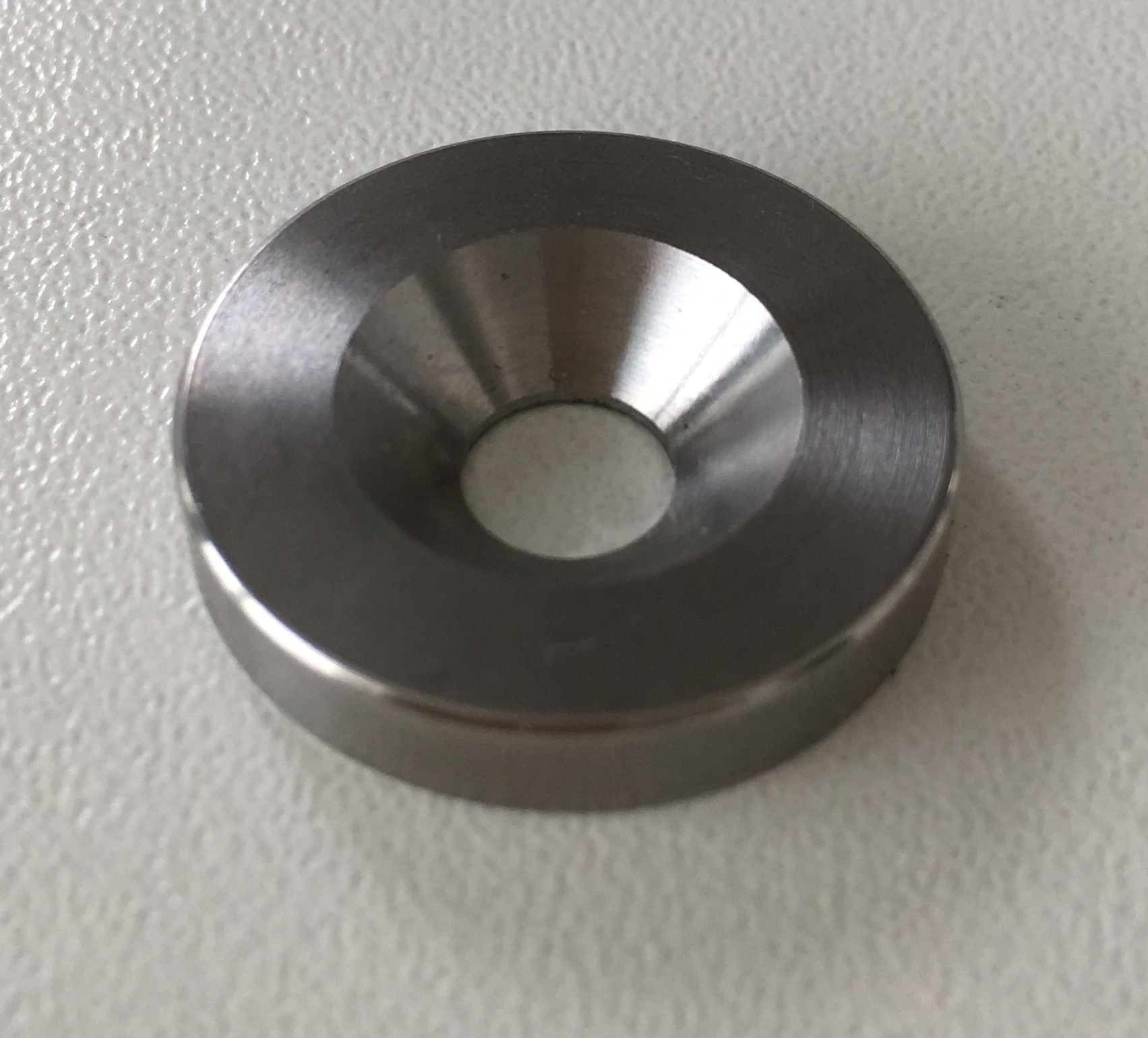 Plate for inner plunger
